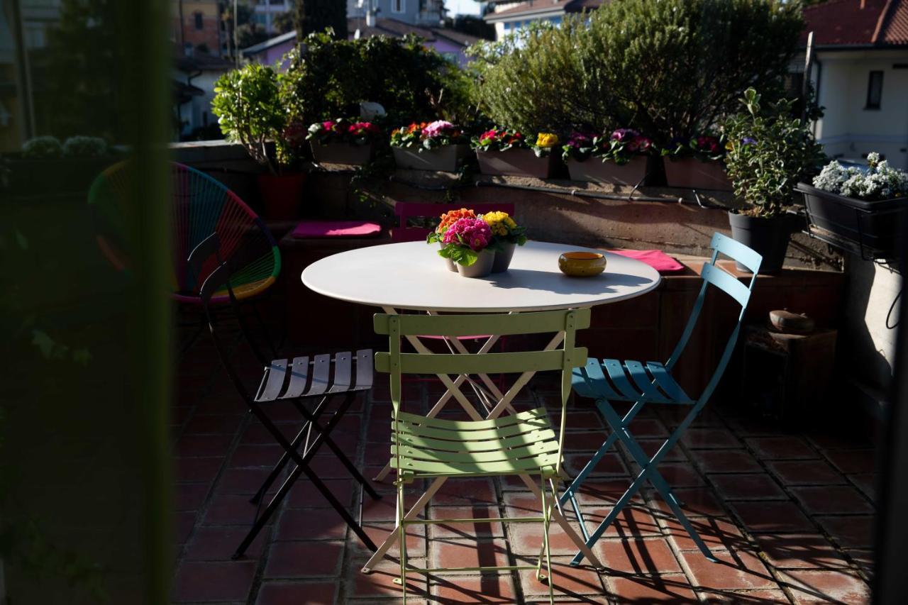 Sound Of Colors - Art Design Apartment Desenzano del Garda Kültér fotó
