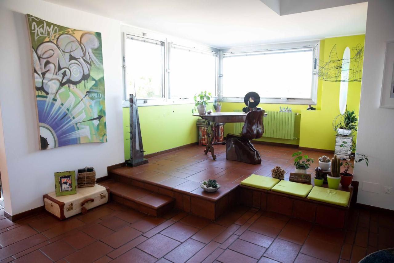 Sound Of Colors - Art Design Apartment Desenzano del Garda Kültér fotó